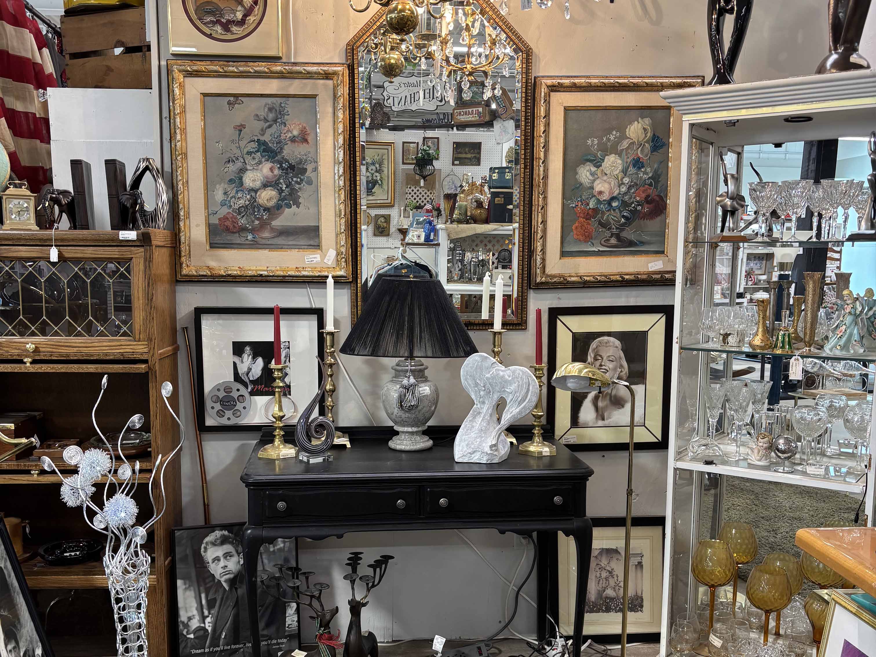 Oddities and curiosities display at Arcadia Vintage Mall of Forest Park